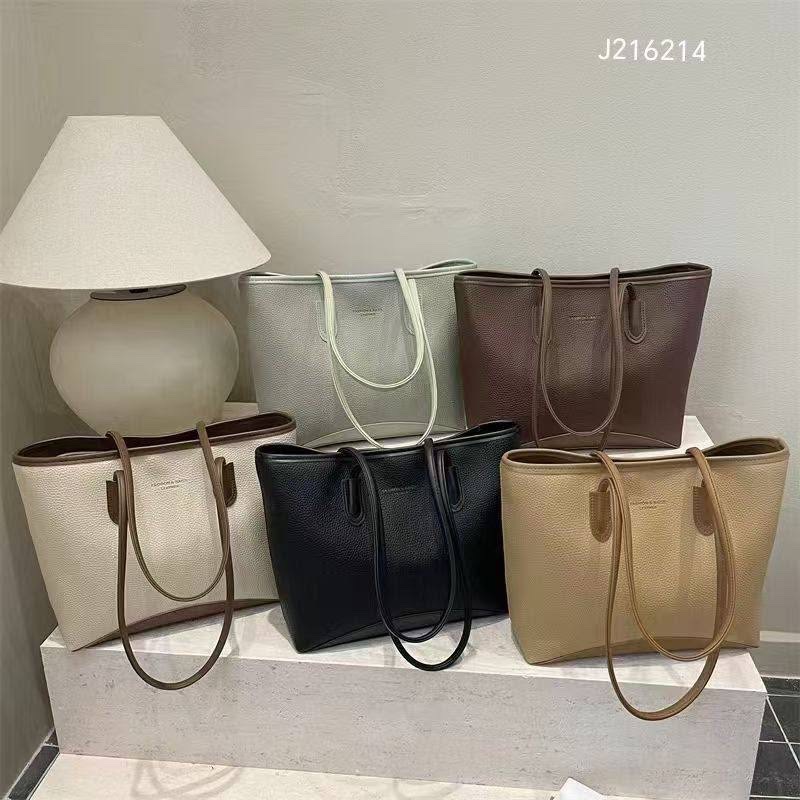 leather tote bag